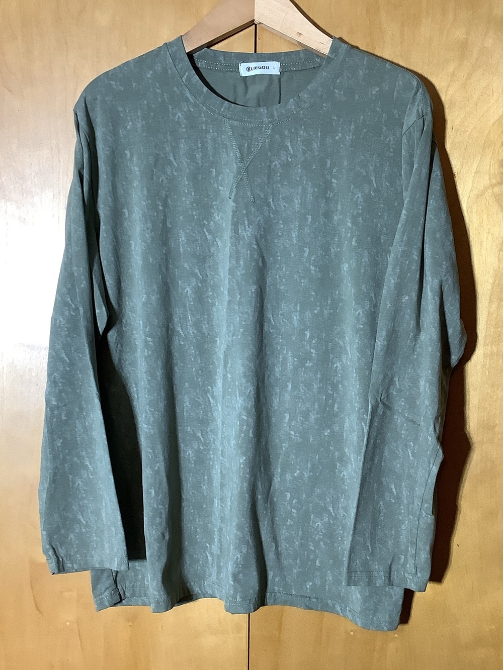 Kliegou olive green and gray heathered long sleeved tee, size large